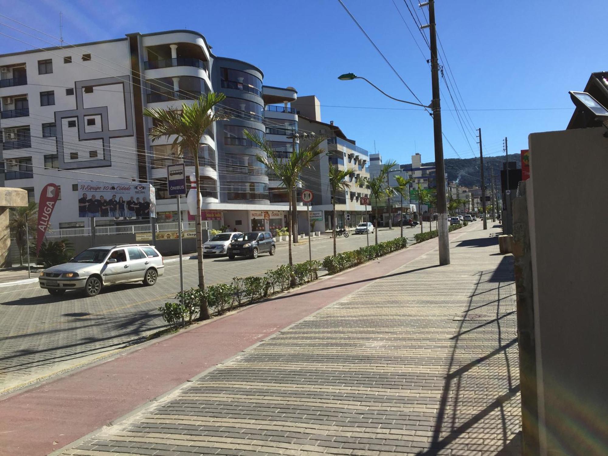 דירות בומבינאס Residencial Sks מראה חיצוני תמונה